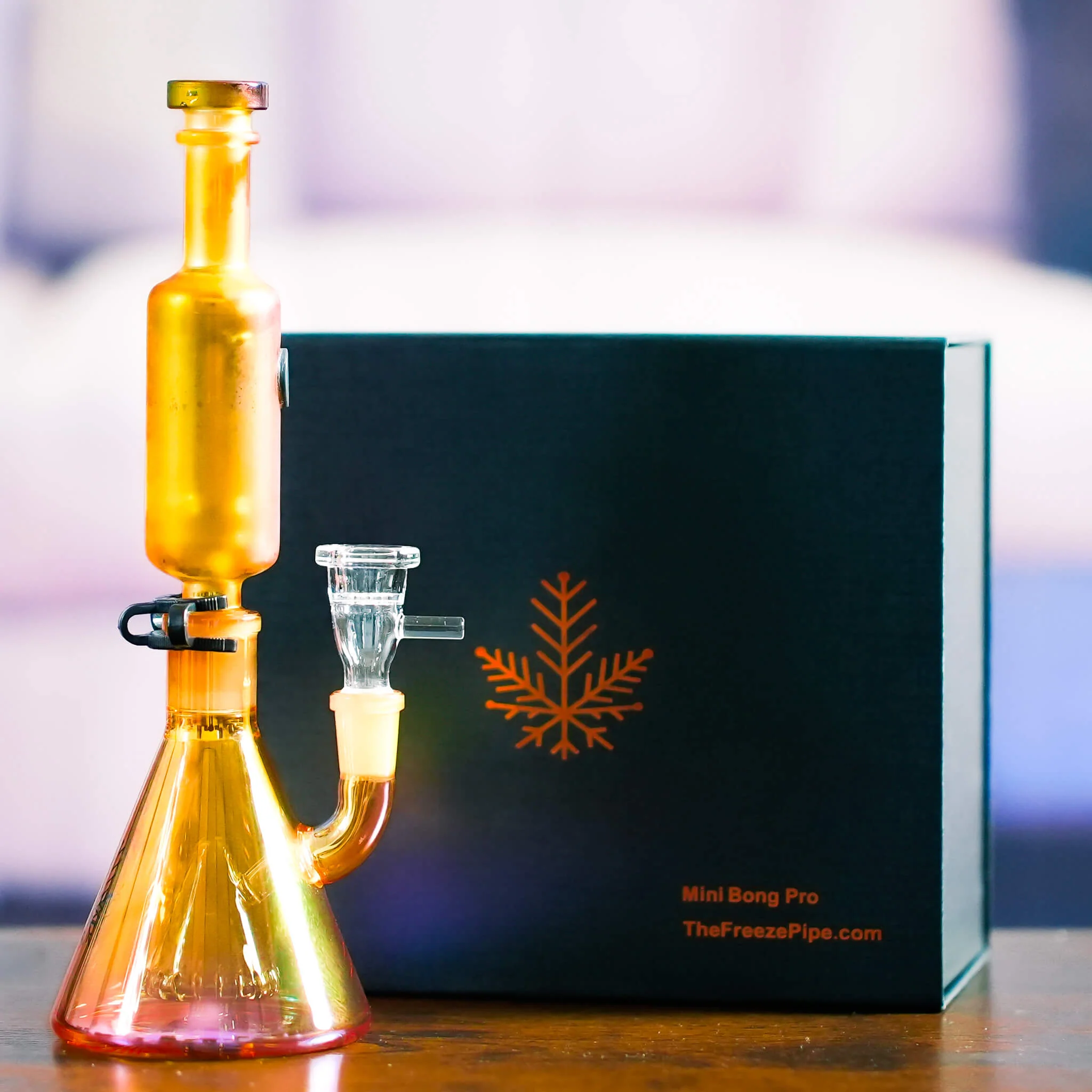 Iridescent Mini Bong Pro - Image 6